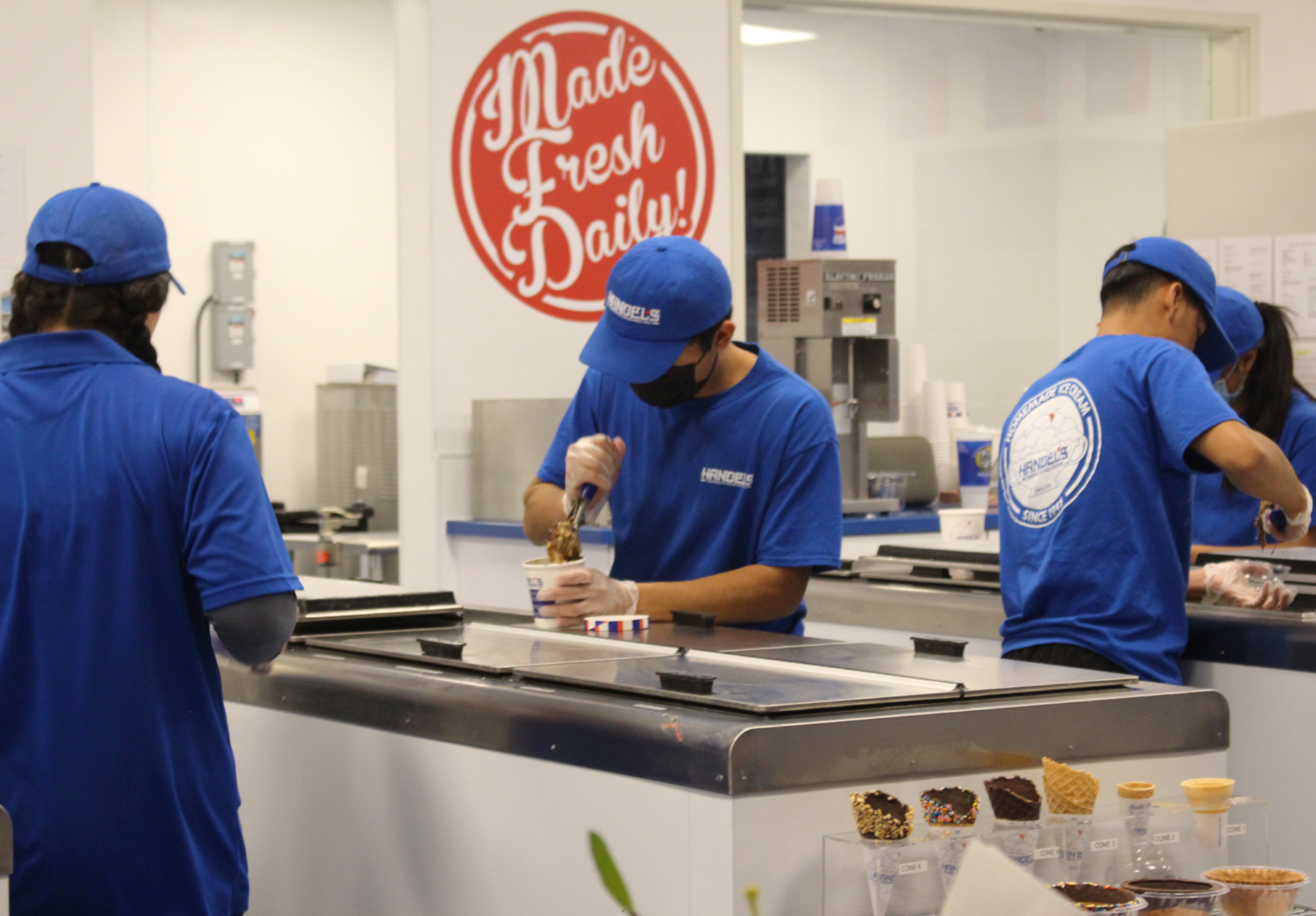 ice-cream-for-the-ages-handel-s-in-the-tustin-marketplace-golden-arrow